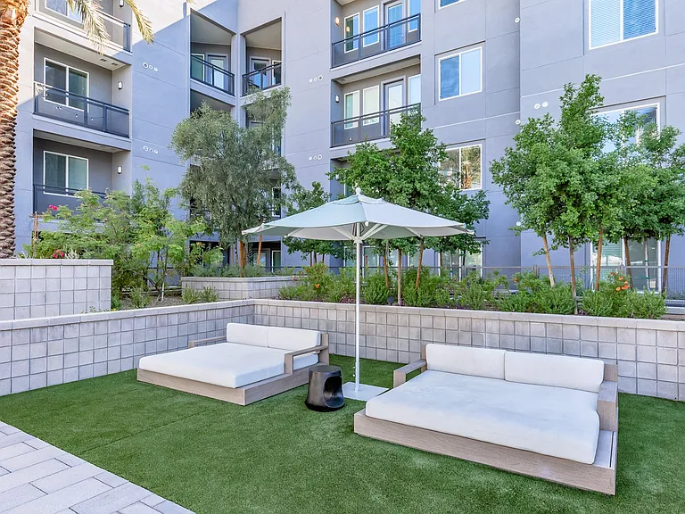 Onyx Uptown PHX — Photo 12
