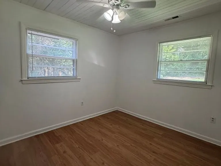 1109 Tapoco Ave — Photo 9