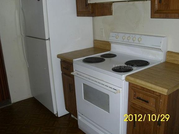 3rd image of 2533 Coral Ave
