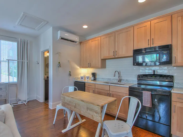 118B Jamison Station Ln — Photo 2