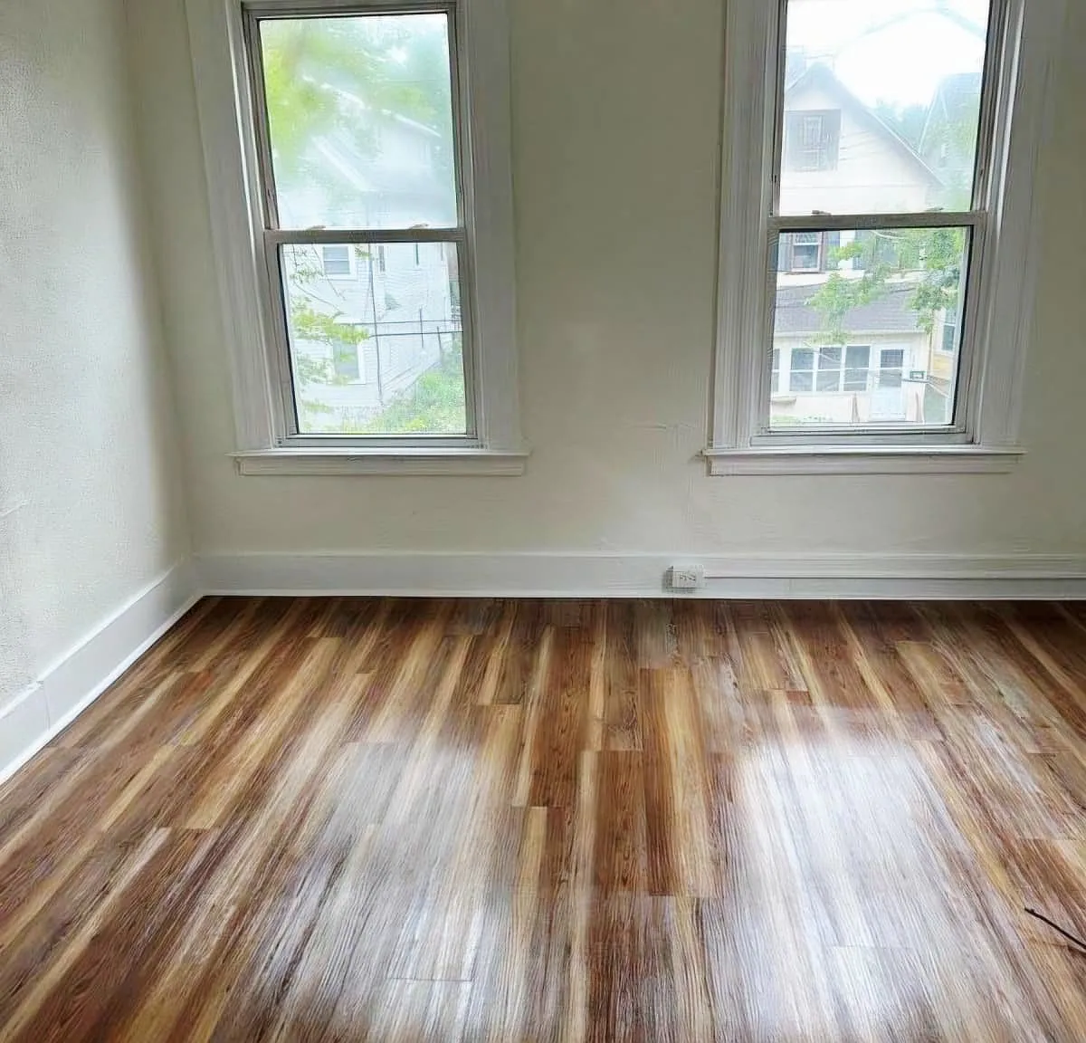 241 W Ivy St — Photo 3
