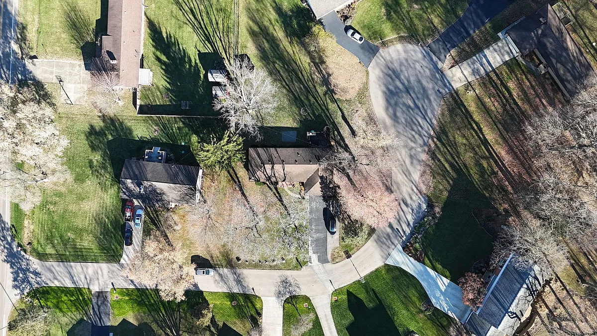 Building Photo - 1070 Nagle Ct