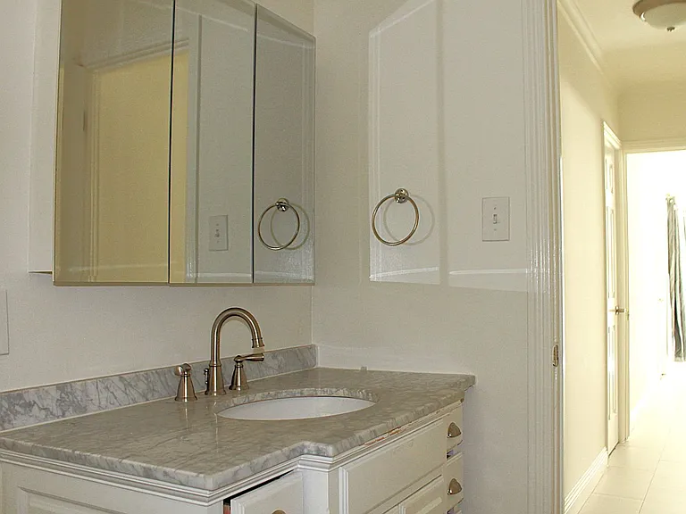 937 Hilldale Ave — Photo 27