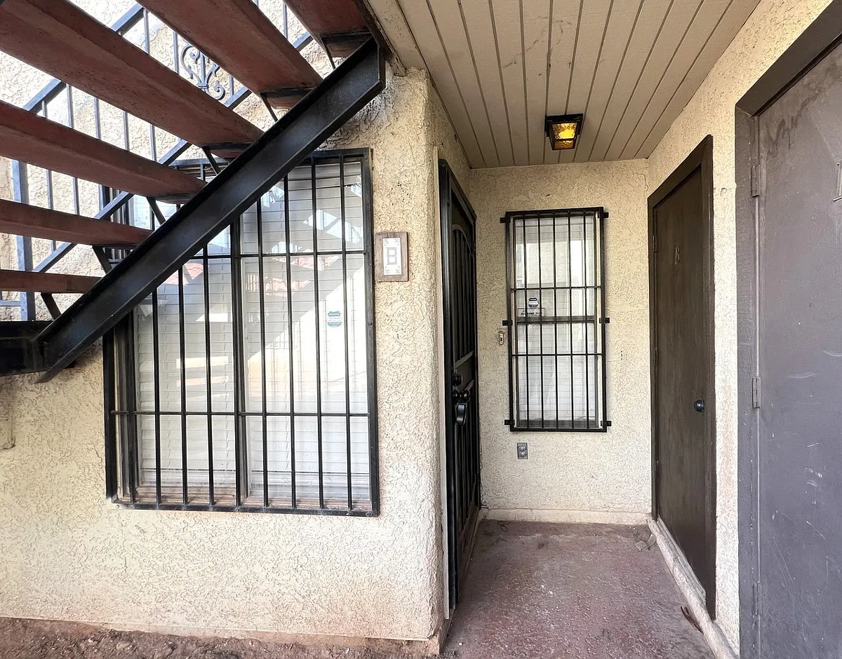 Building Photo - 2201 Sun Ave #B