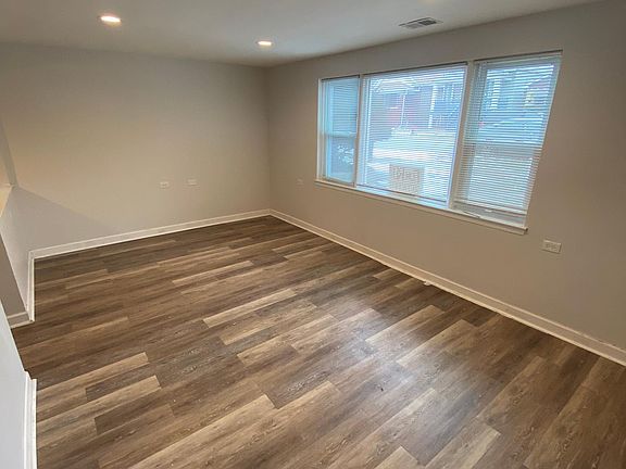 2nd image of 1225 Kenilworth Ave #1