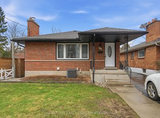 598 Ross St, London, ON N5Y 3V7