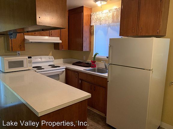 2nd image of 1180 Herbert Ave APT 4