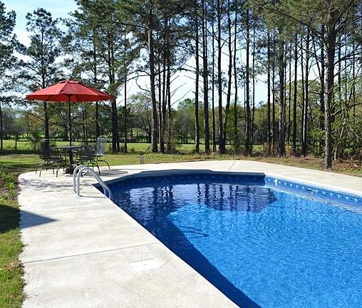 2nd image of 1453 County Road 81