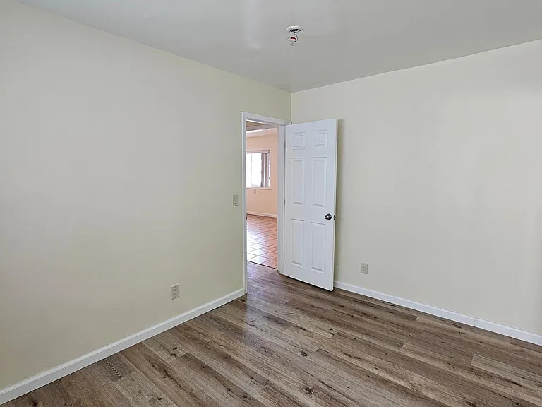 709 N Bunker Hill Ave #3 — Photo 9