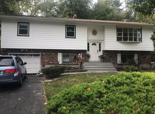 114 Campbell Ave, Tappan, NY 10983
