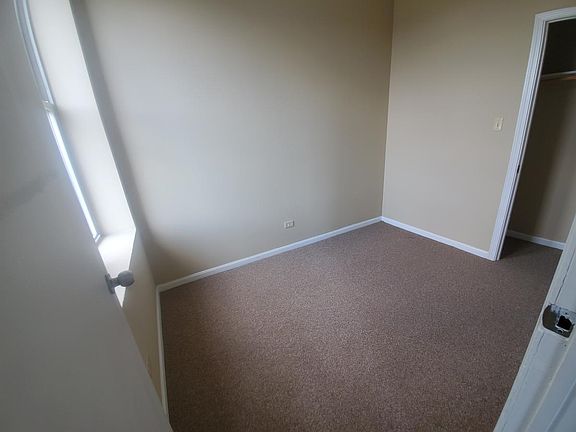 4th image of 1143 S Saint Louis Ave #3W