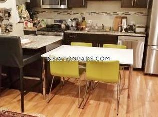 221 Washington St #2J, Newton, MA 02458