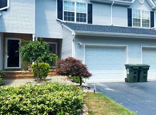 50 Lucia Ct, Aberdeen, NJ 07747