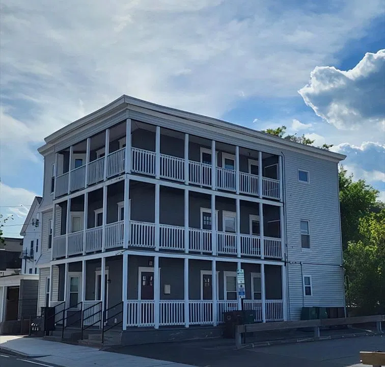 19-21 Gardner Ave