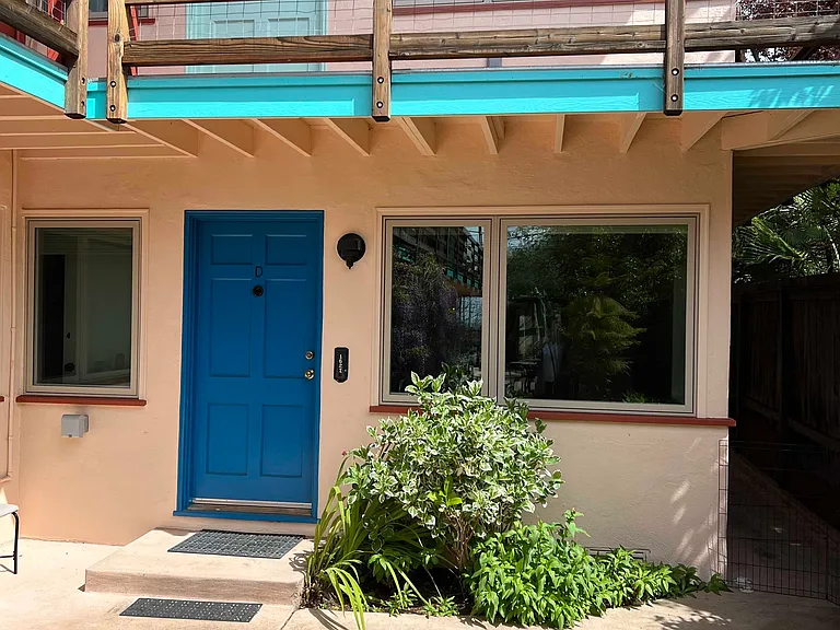 1627 Grant St #D — Photo 3