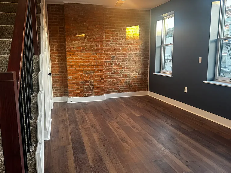 142 E Clifton Ave #3 — Photo 7