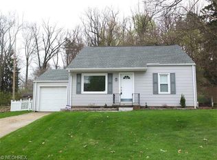 100 Maplecrest St SW, North Canton, OH 44720