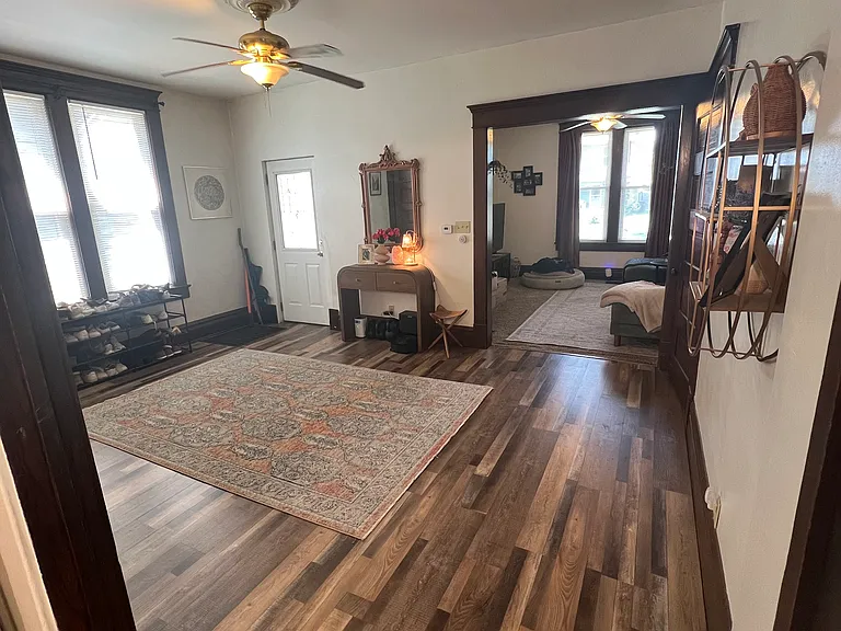 74 Linden Ave — Photo 6
