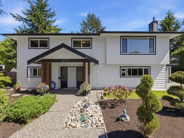 876 Harris Pl, Delta, BC V4M 3A8