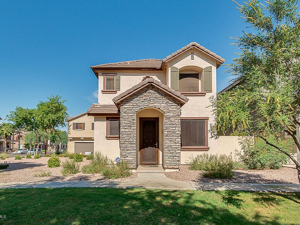 1st image of 118 E Palomino Dr