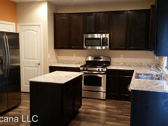 3rd image of 10240 Gibson Isle Dr