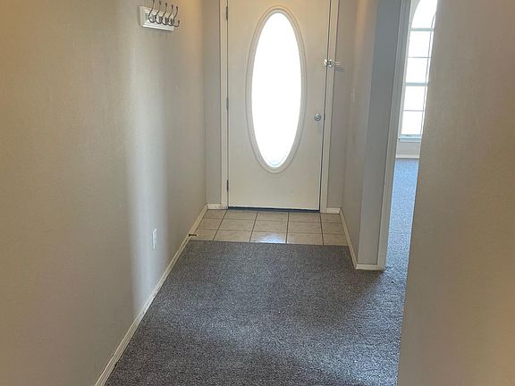 2nd image of 1005 W 22nd St