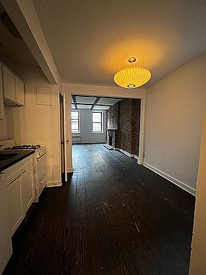 3rd image of 29 Jones St APT 3C