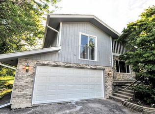 19060 S Parker Rd, Mokena, IL 60448