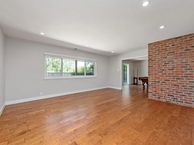 121 Cima Way — Photo 6