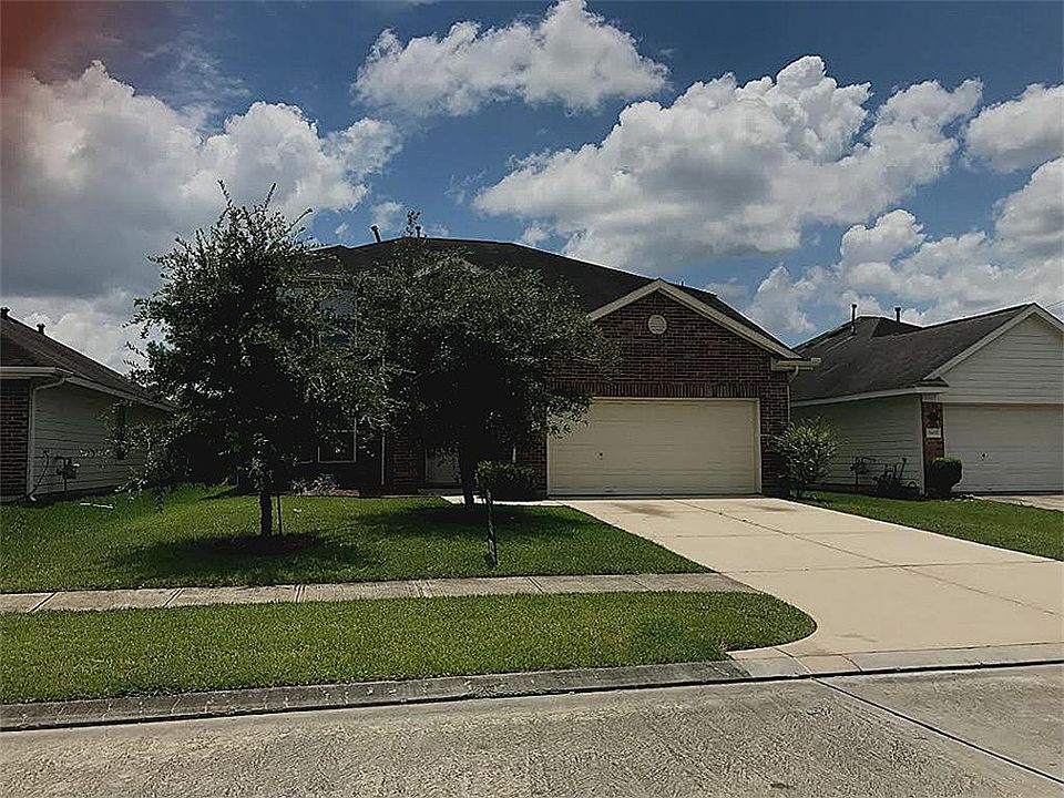 1st image of 11406 Harbour Lake Ct