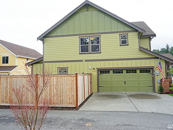 3rd image of 3620 22nd Ave NE