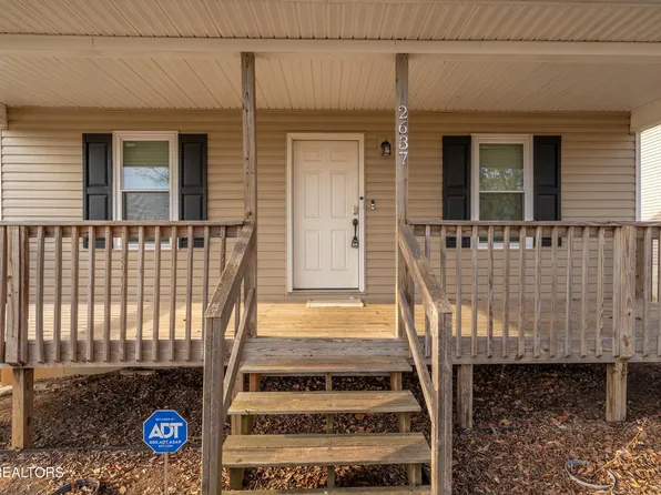 2637 Summit Ave NE, Knoxville, TN 37917