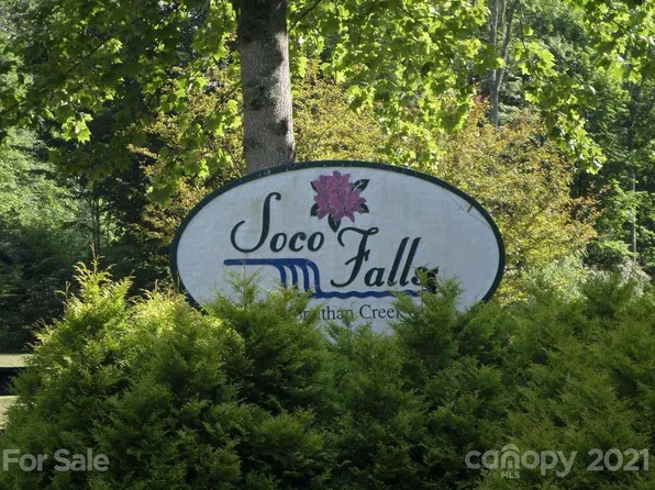 104 Tenderfoot Trl #104 & 105, Maggie Valley, NC 28751