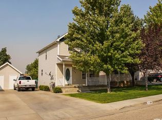 206 N 360 W, Clearfield, UT 84015