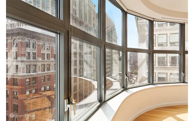 Rented by Douglas Elliman | media 19