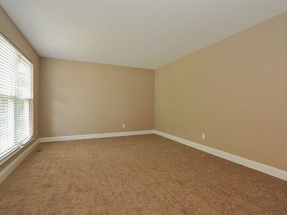 4th image of 5420 Delcastle Dr