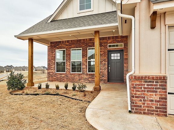 4th image of 18524 Autumn Grove Dr