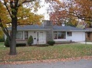 925 Christie St, Ottawa, IL 61350