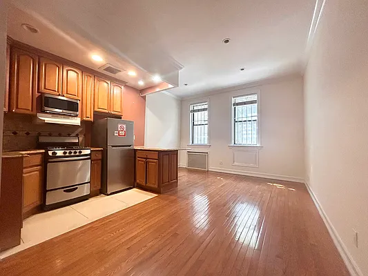 Rented by Corcoran | media 9