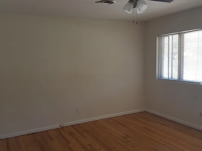 1828 Cypress St — Photo 14
