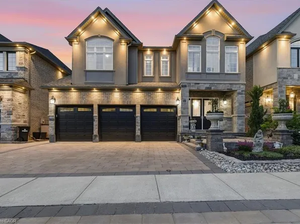 550 Brittania Cres, Kitchener, ON N2R 0B1