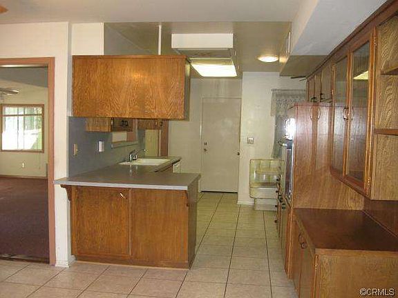 4th image of 26717 Oakmont Dr
