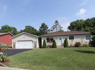 3923 77th St E, Inver Grove Heights, MN 55076