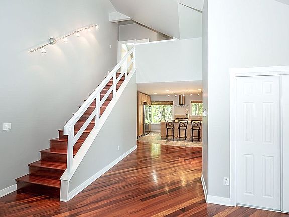 4th image of 1413 Anne Dr