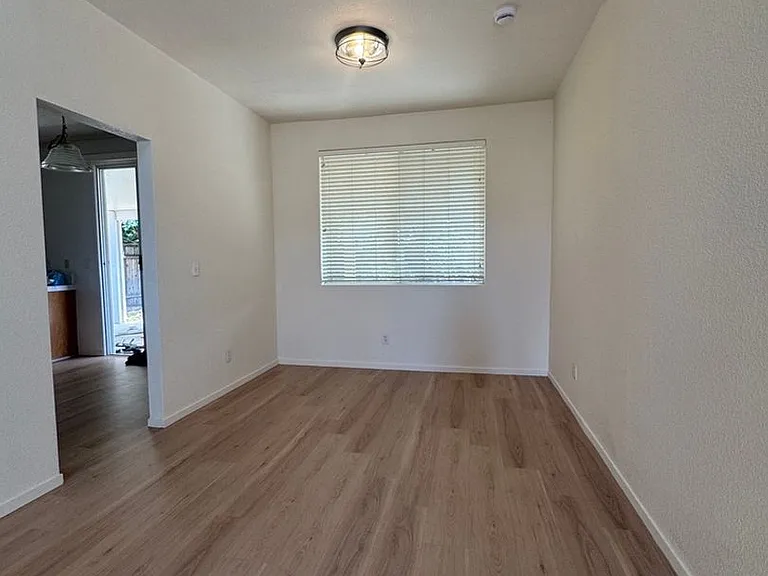 5418 Moonlight Way — Photo 2
