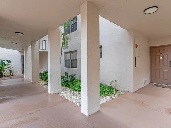 7519 La Paz Boulevard #107, Boca Raton, FL 33433