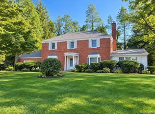 16 Birch Hill Road, Great Neck, NY 11020