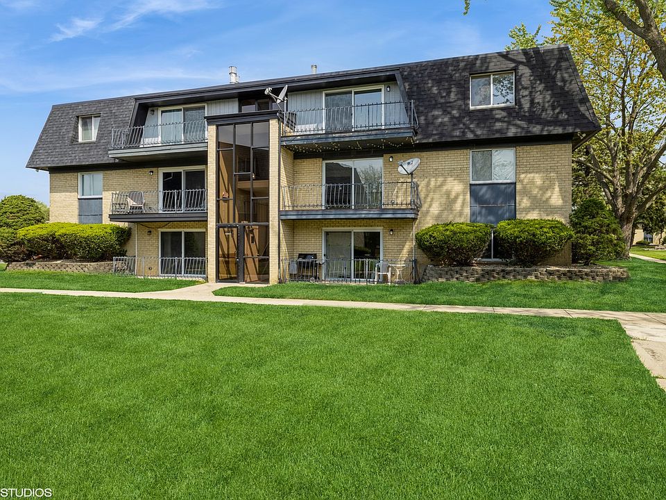1st image of 11122 S 84th Ave APT 1B