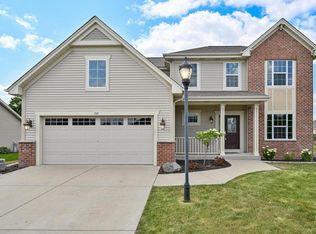 732 Still Pond DRIVE, Waterford, WI 53185