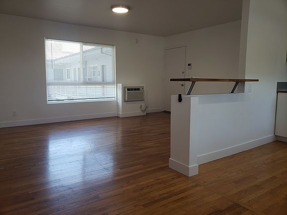 3rd image of 3333 San Marino St APT 23